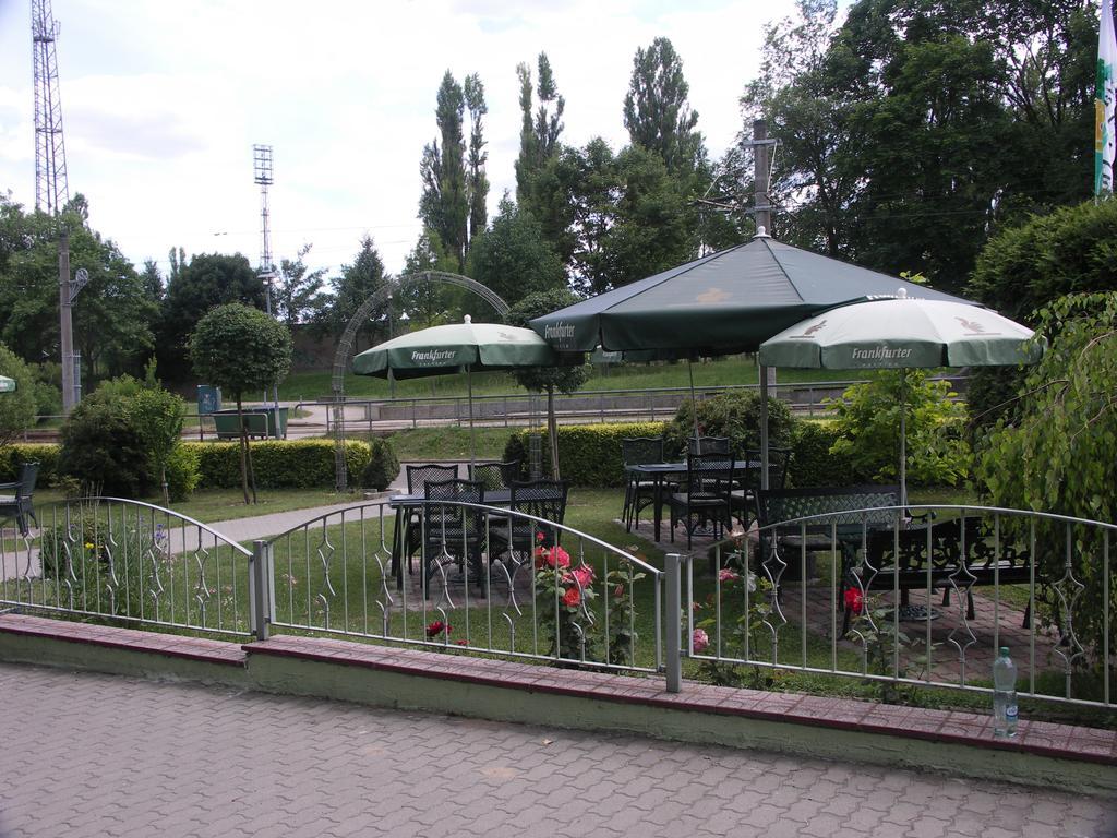 3 Sterne Hotel Frankfurt-Oder Zur Alten Oder Frankfurt  Kültér fotó